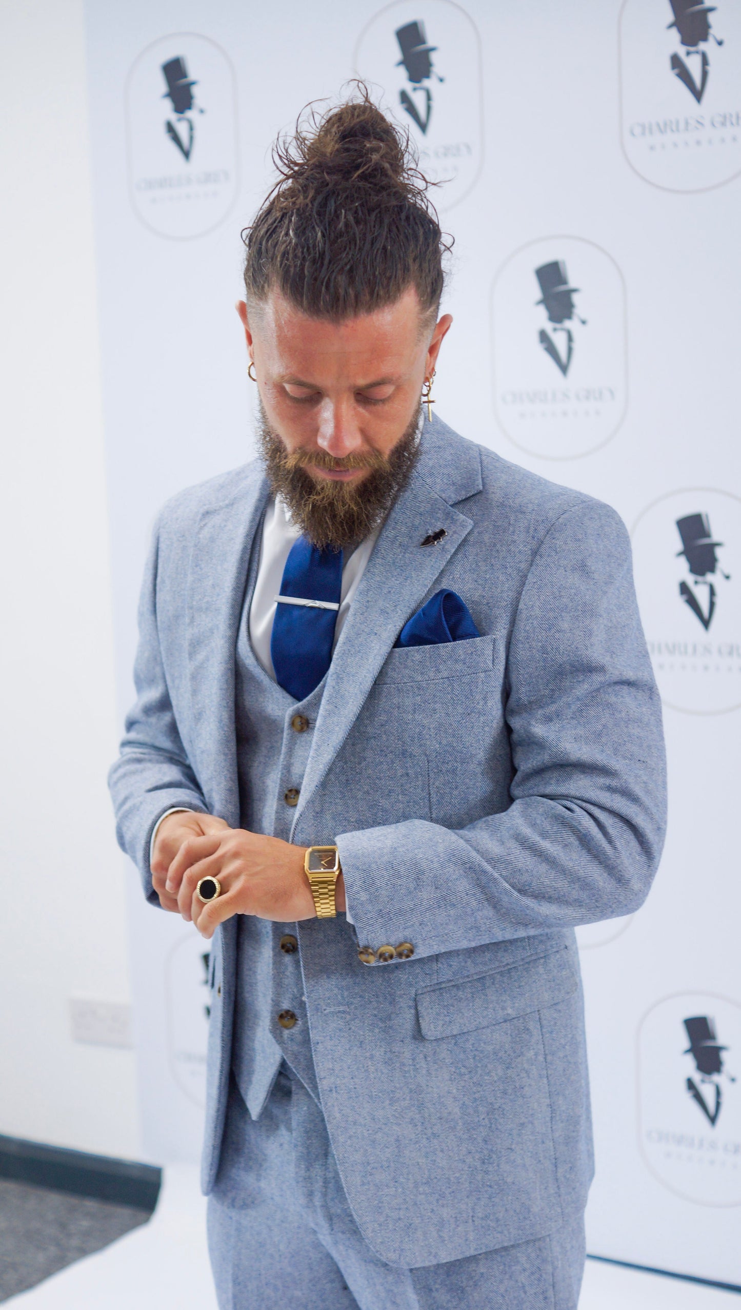 Murphy 3 Piece suit (view 2)