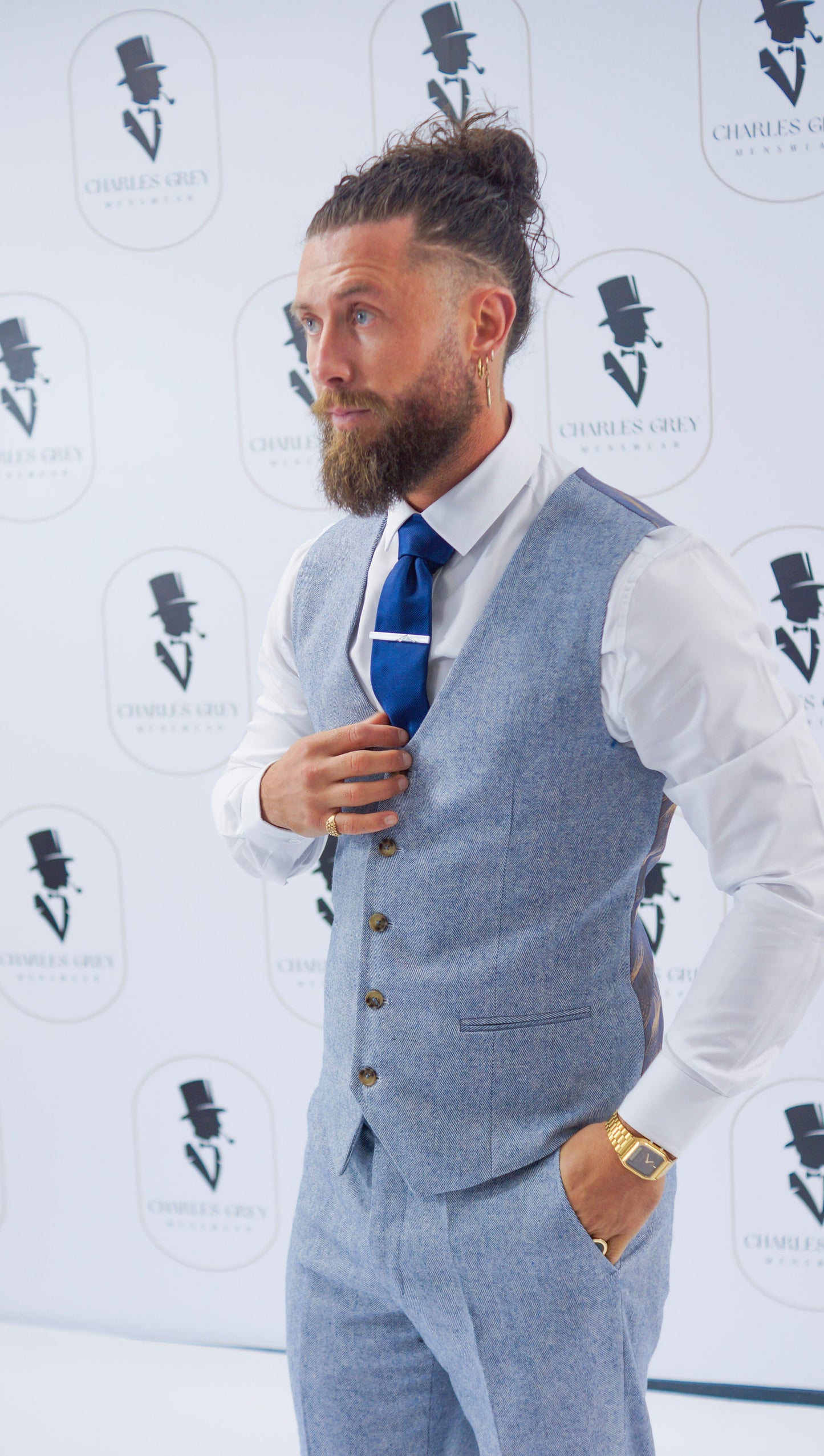 Murphy 3 Piece suit (view 8)