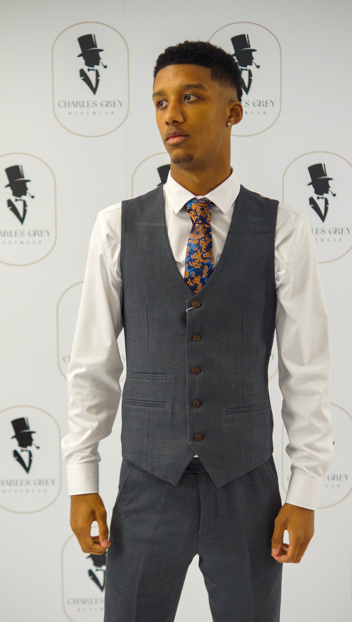 Charlton Grey 3 Piece Suit (view 3)