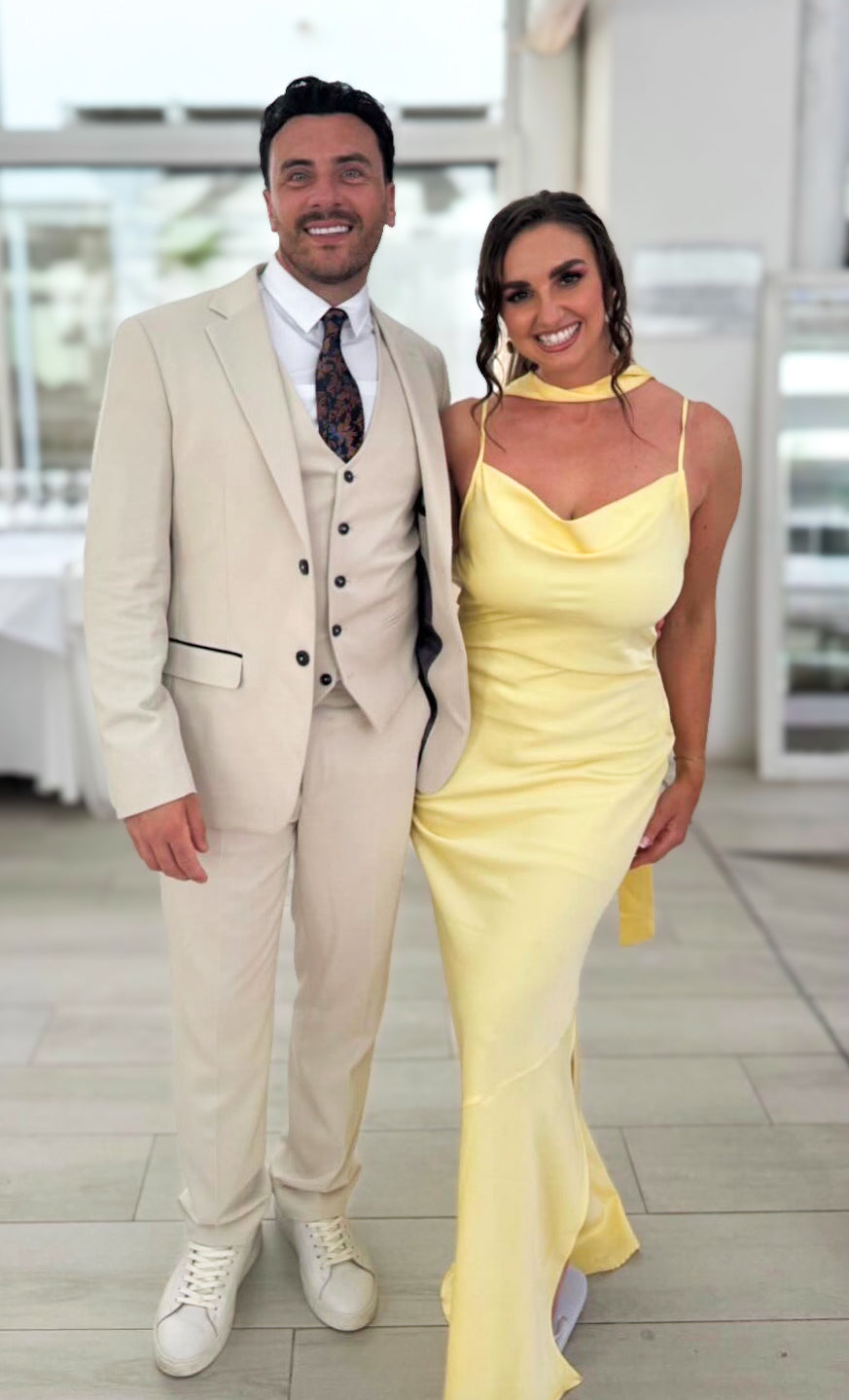 John from MAFS wearing the Sandro Beige 3 Piece Suit