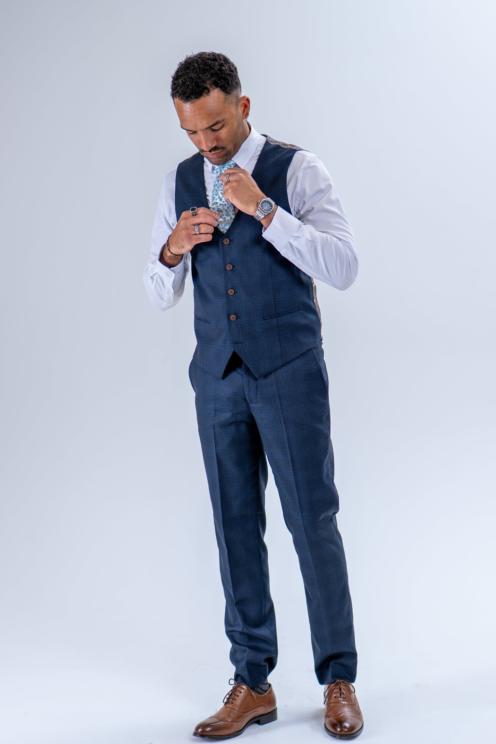 Hadrian Waistcoat (view 6)